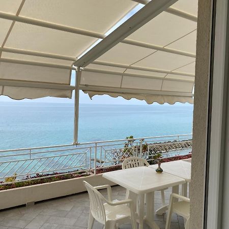 Villa Laura - Sul Mare Pizzo  Exteriér fotografie