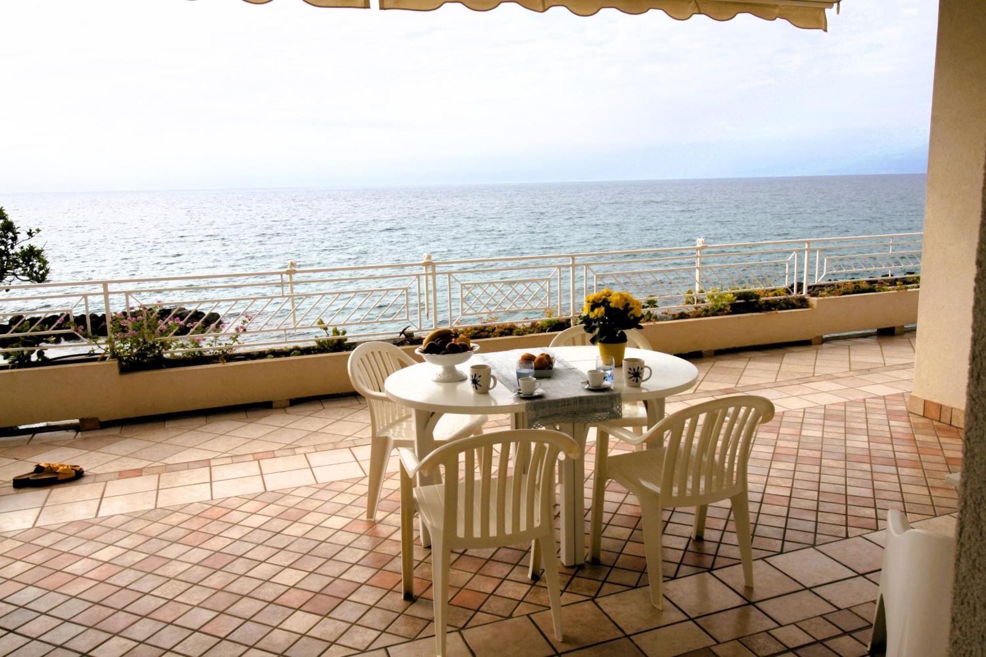 Villa Laura - Sul Mare Pizzo  Exteriér fotografie