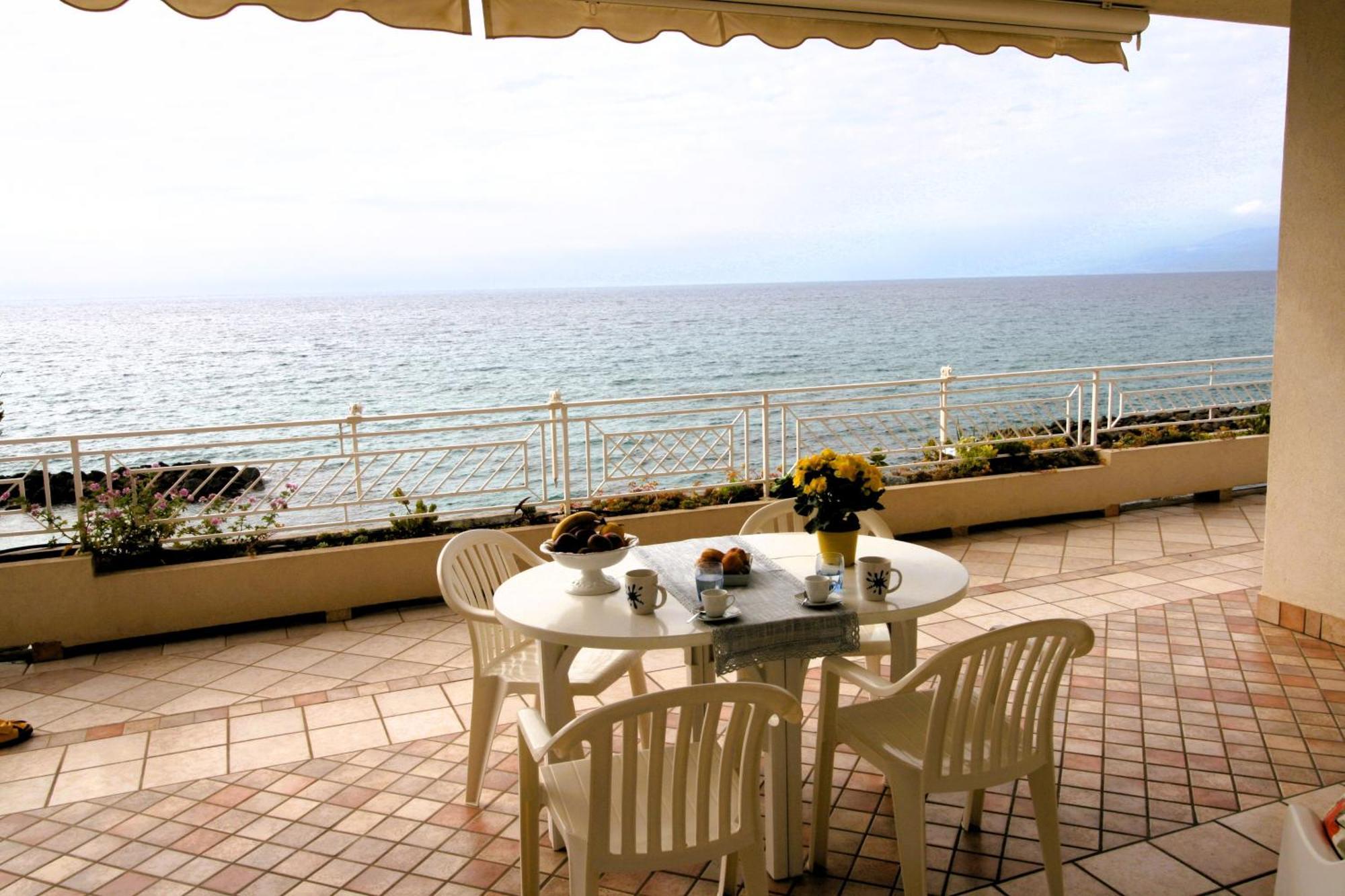 Villa Laura - Sul Mare Pizzo  Exteriér fotografie