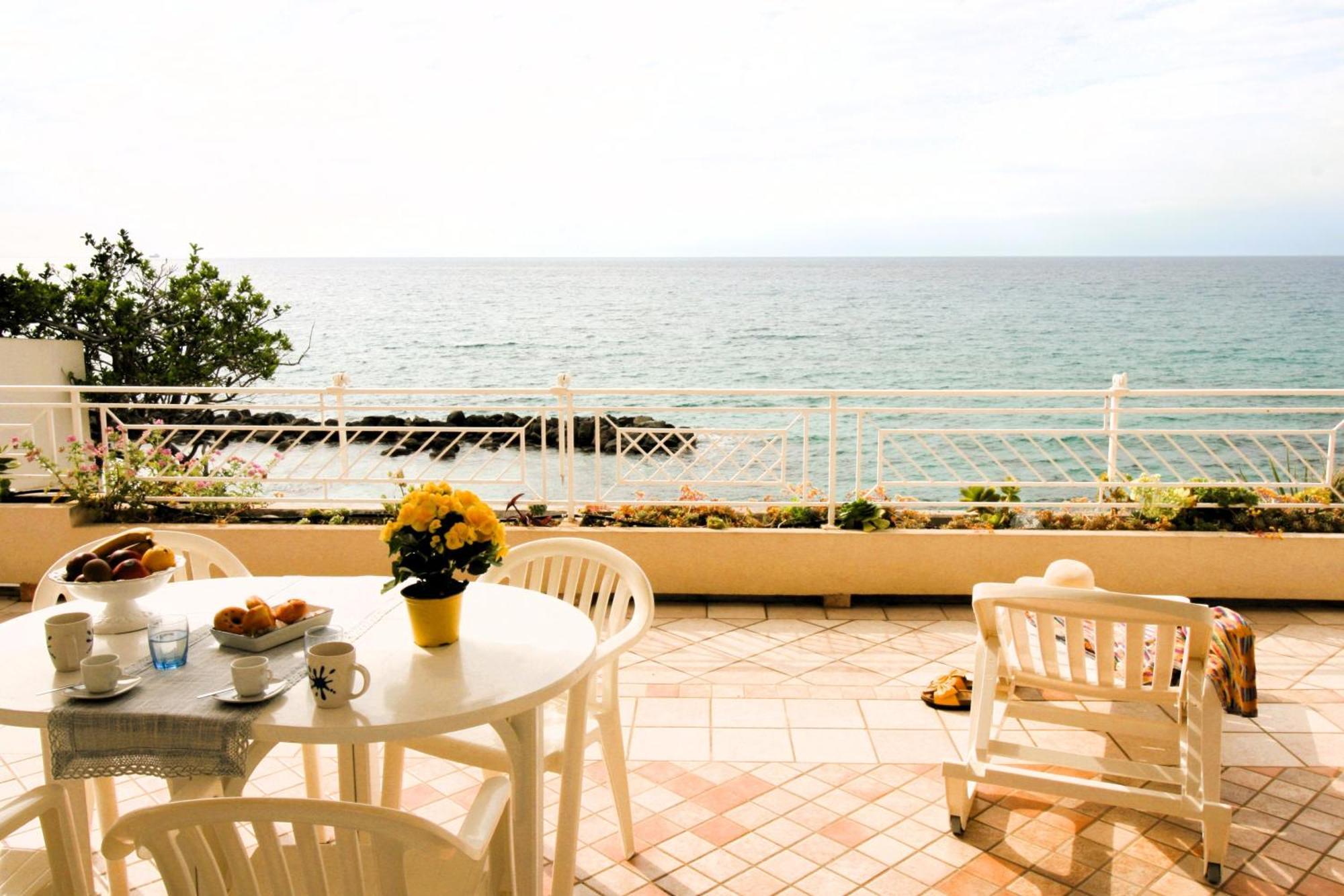 Villa Laura - Sul Mare Pizzo  Exteriér fotografie