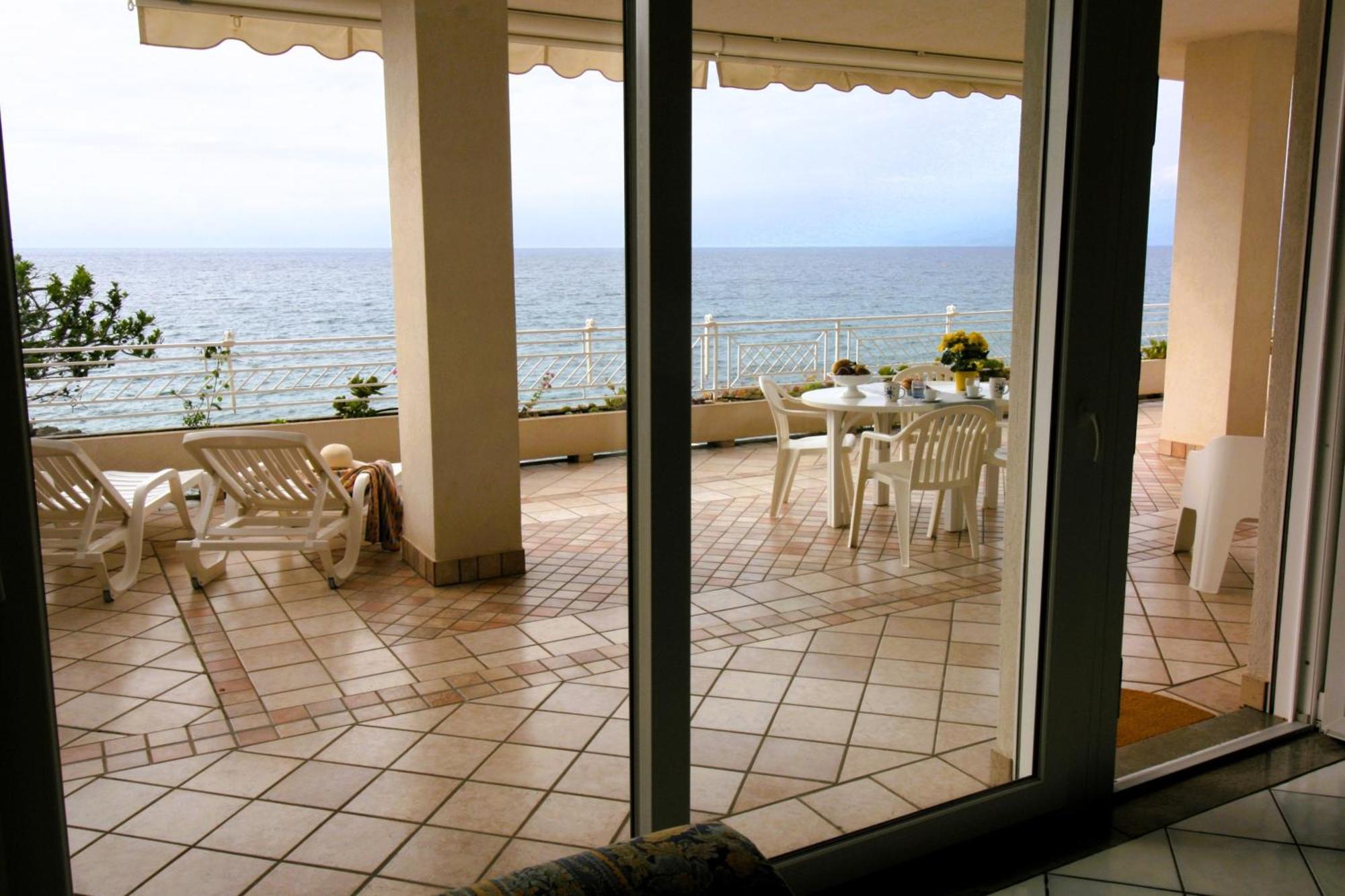 Villa Laura - Sul Mare Pizzo  Exteriér fotografie