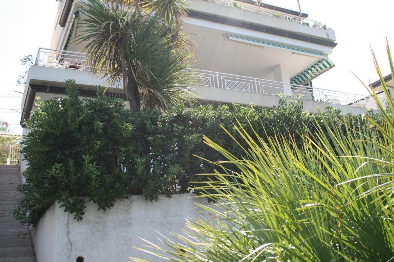 Villa Laura - Sul Mare Pizzo  Exteriér fotografie