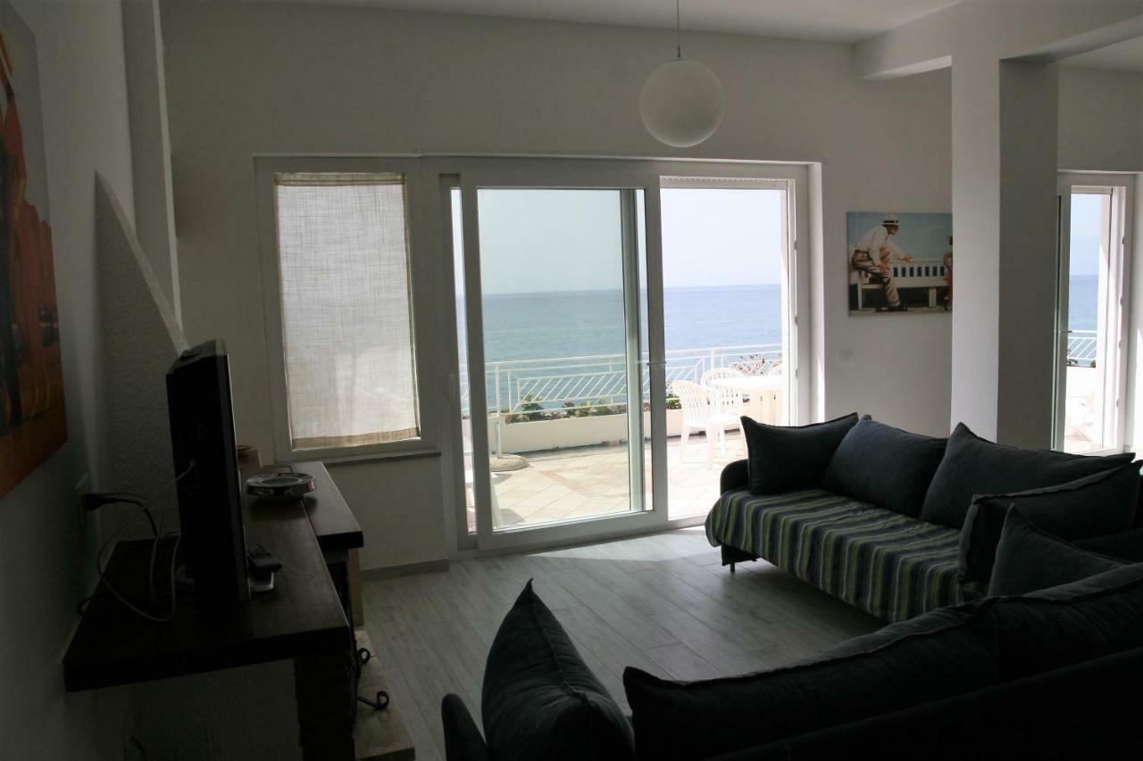 Villa Laura - Sul Mare Pizzo  Exteriér fotografie
