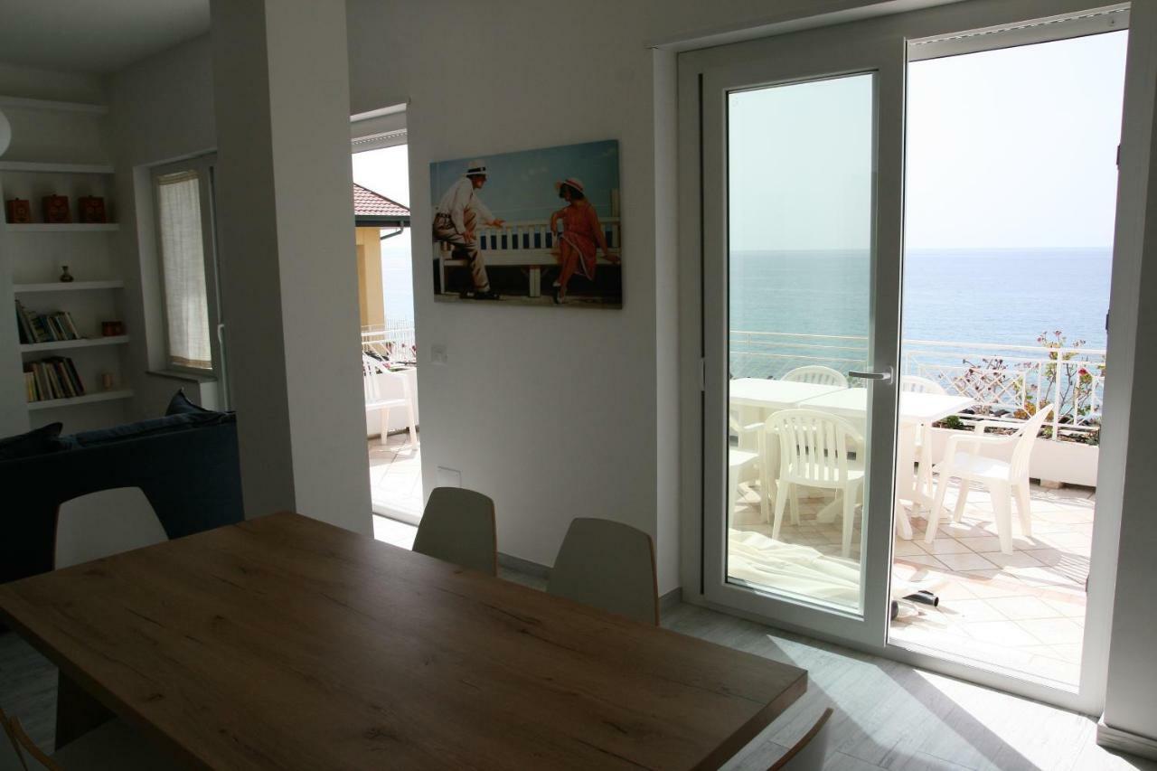 Villa Laura - Sul Mare Pizzo  Exteriér fotografie
