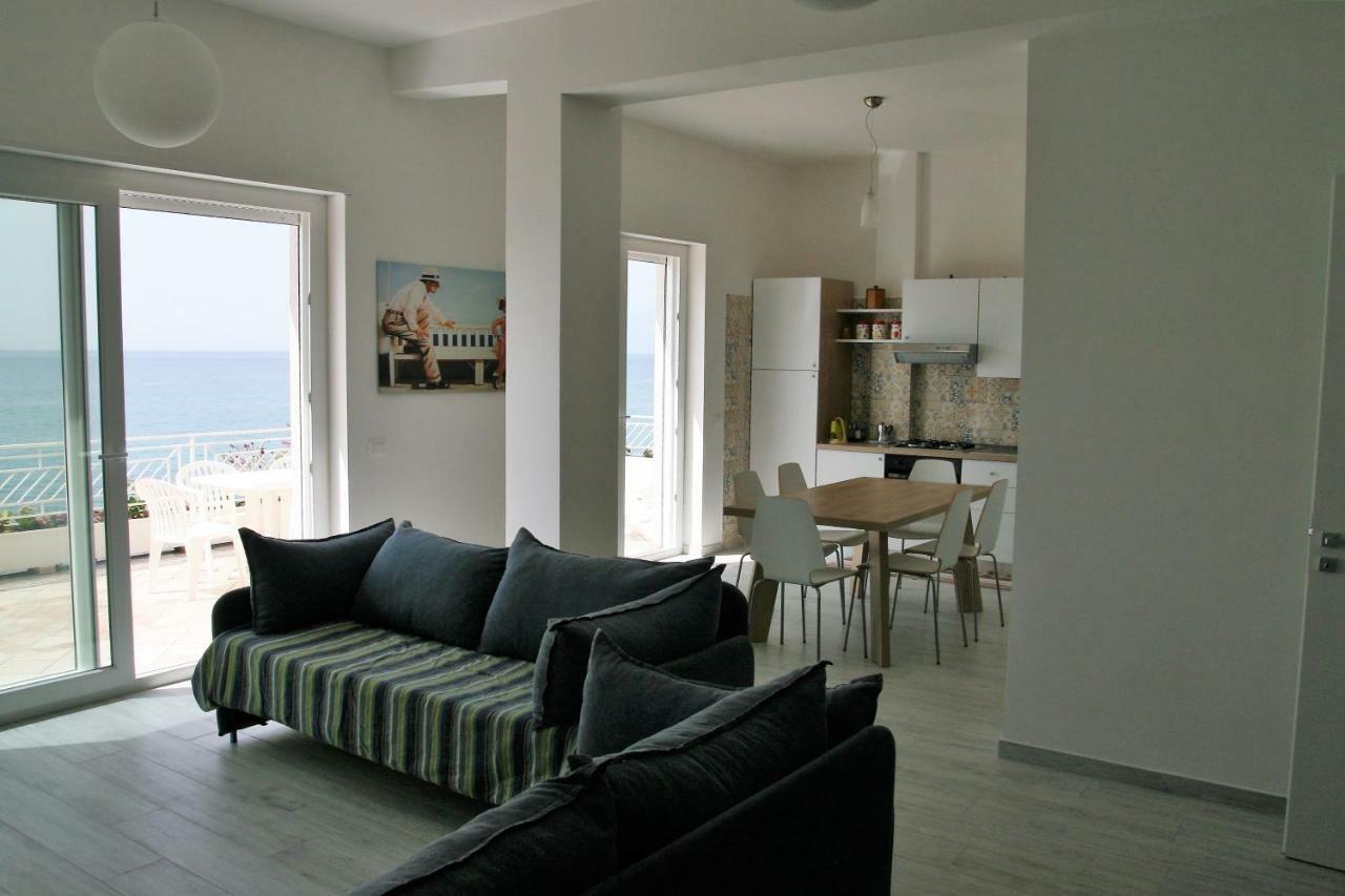 Villa Laura - Sul Mare Pizzo  Exteriér fotografie